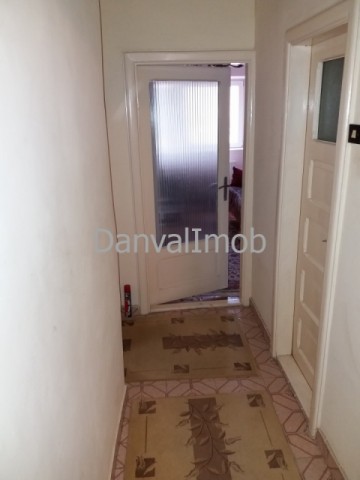 apartament-3-camere-de-inchiriat-0